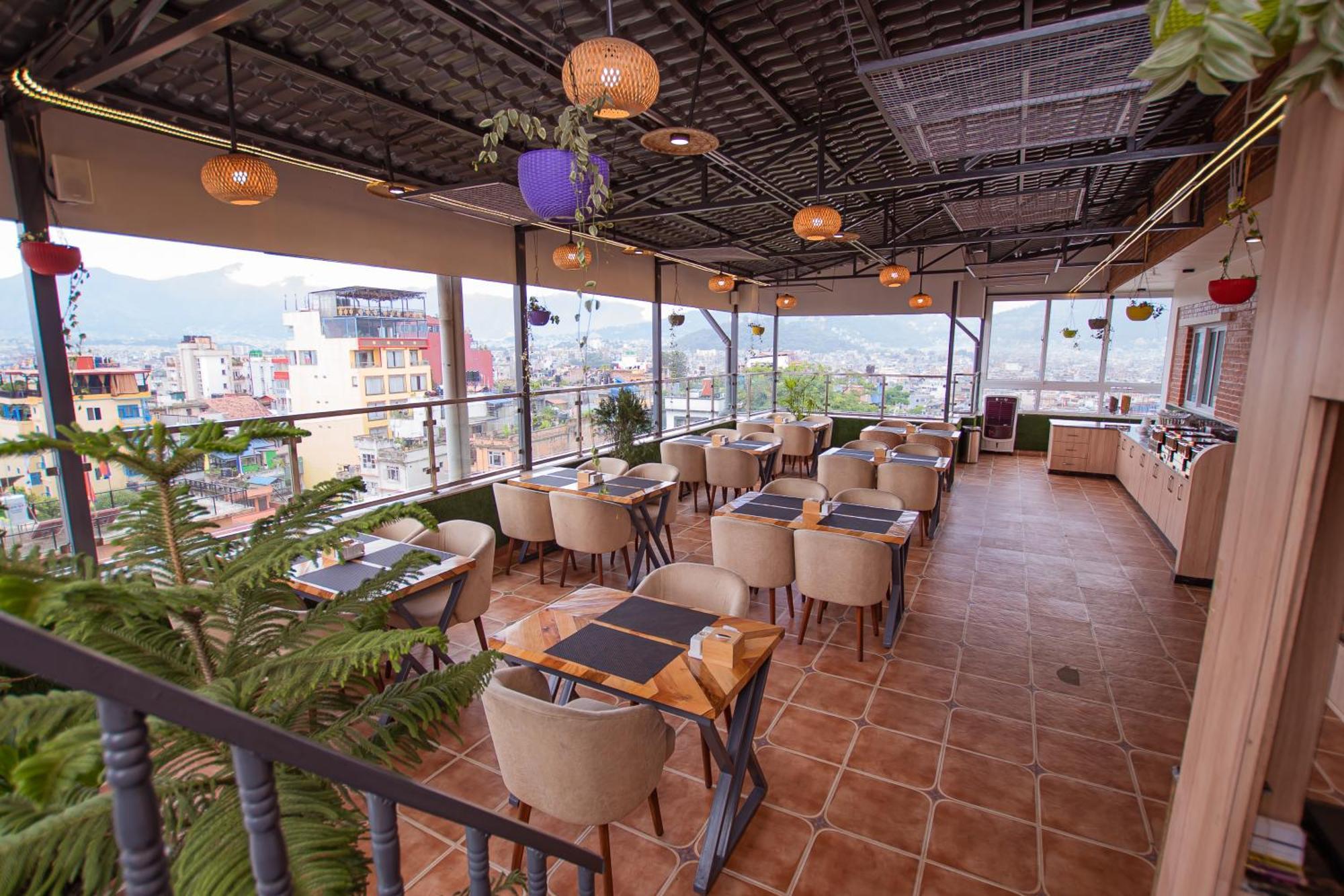 Hotel Vistara Katmandu Kültér fotó