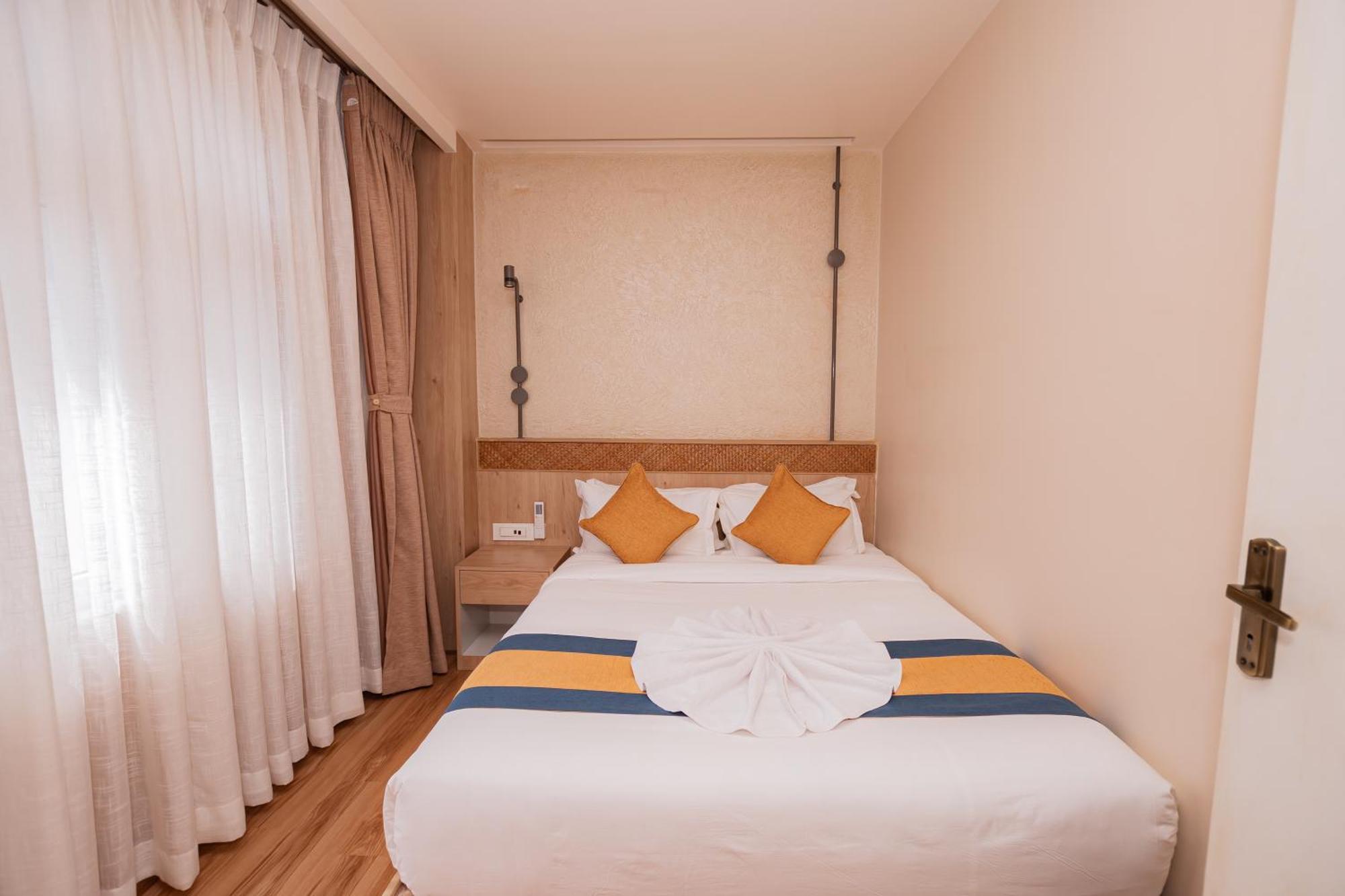 Hotel Vistara Katmandu Kültér fotó