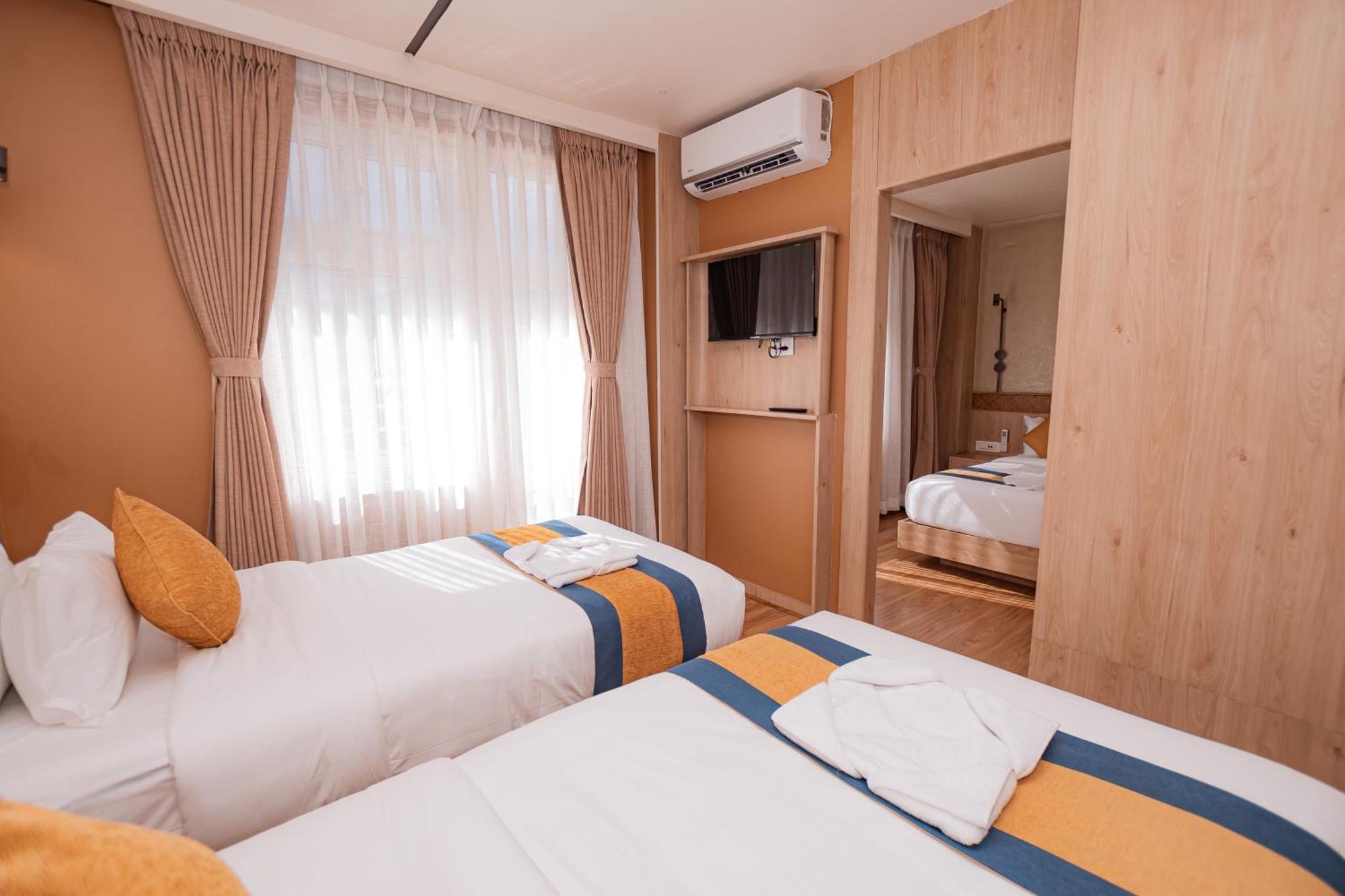 Hotel Vistara Katmandu Kültér fotó