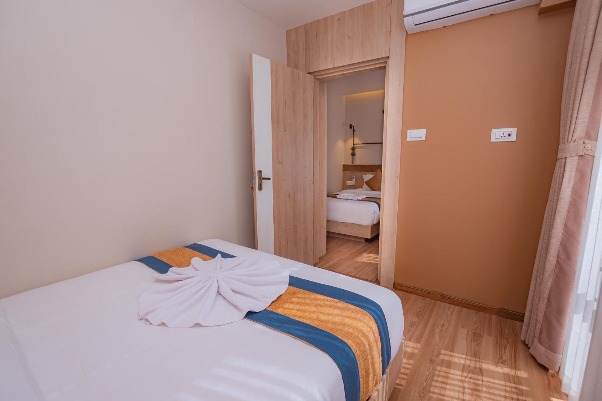 Hotel Vistara Katmandu Kültér fotó
