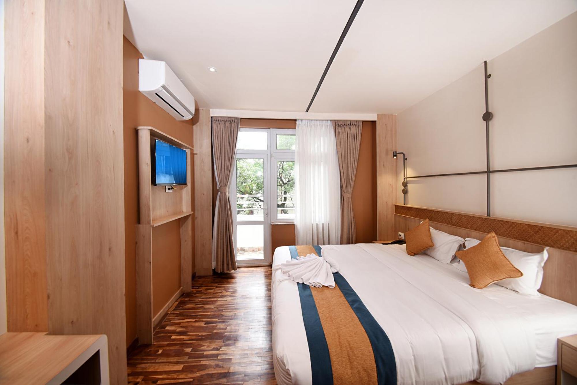 Hotel Vistara Katmandu Kültér fotó