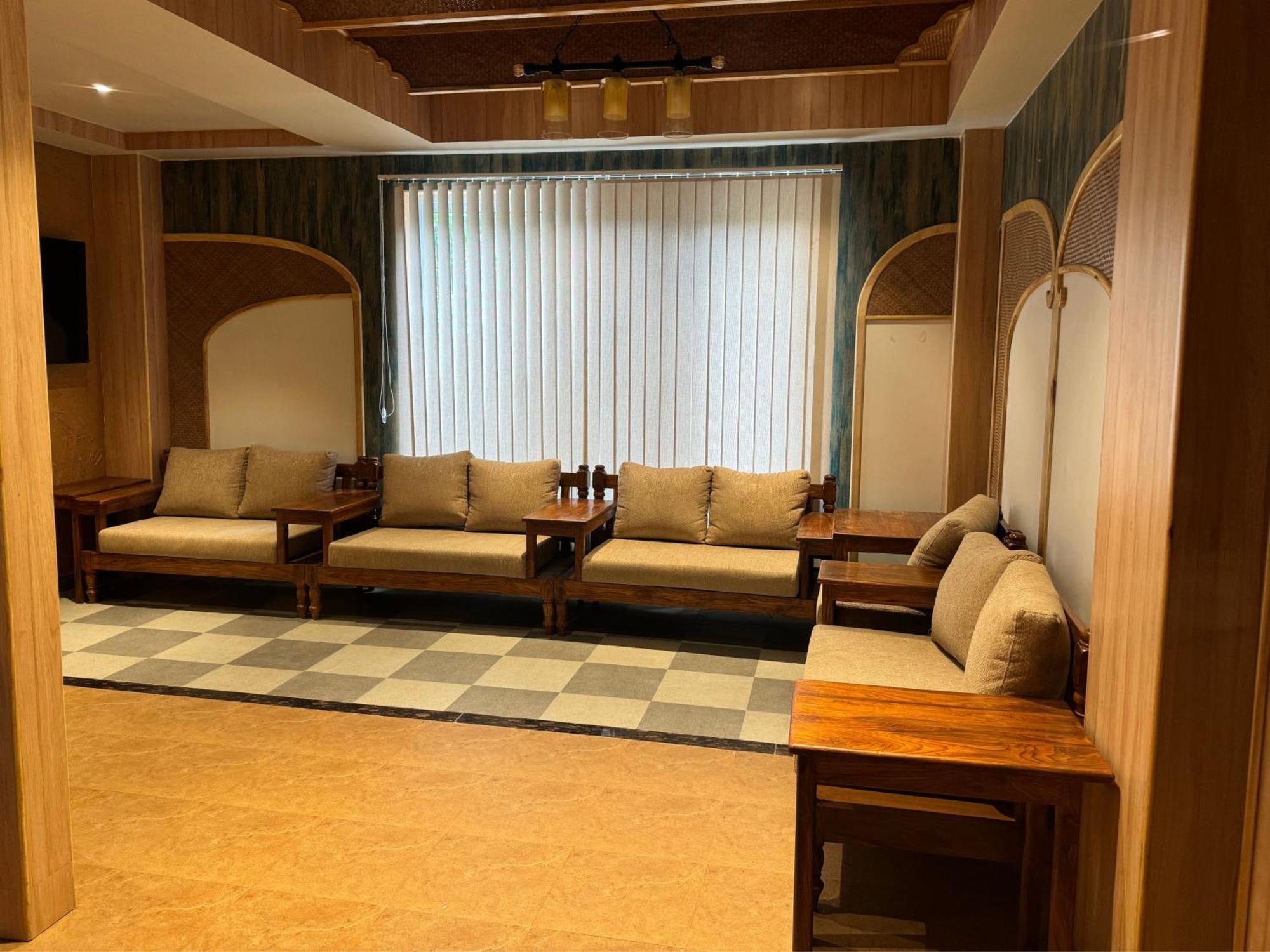 Hotel Vistara Katmandu Kültér fotó
